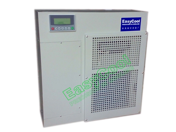ECD-AS系列  小型挂壁式恒温恒湿机